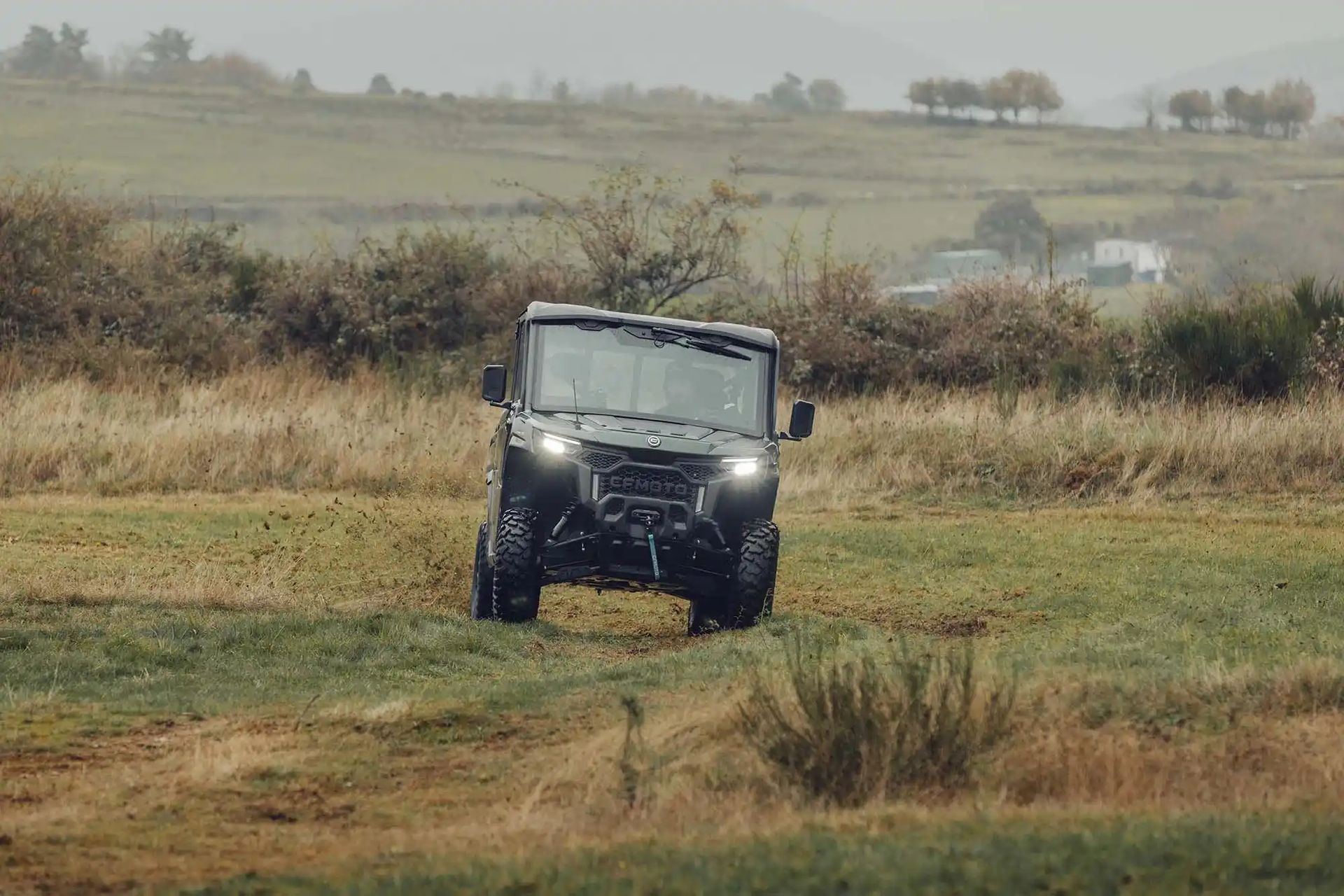 CFMOTO UFORCE 1000 PRO XL | SMB Motoculture